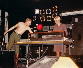 Club Moral / Anne-Mie Van Kerckhoven en Danny Devos